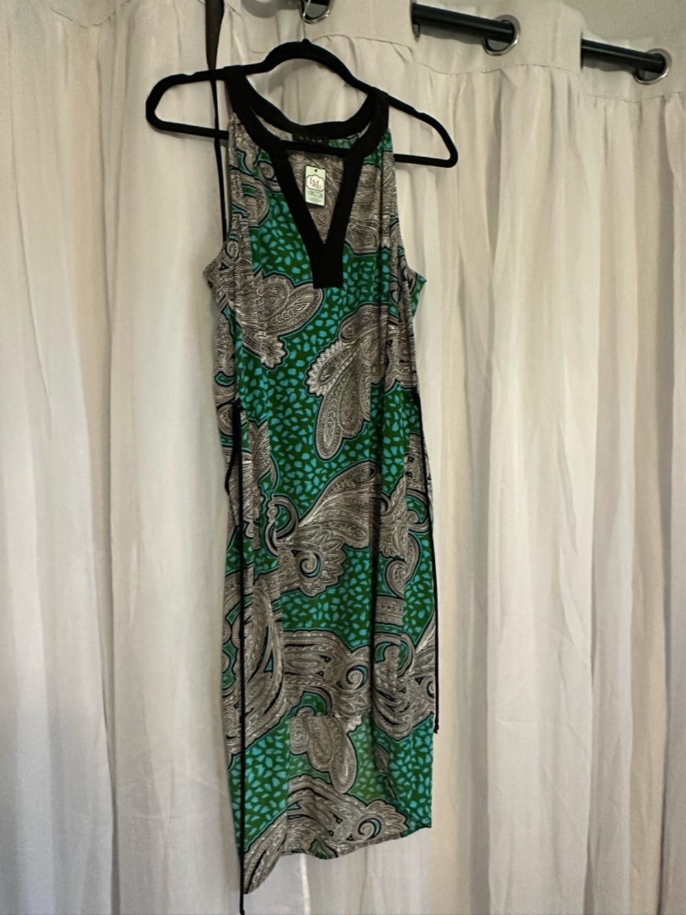 Glam from Lily Mae’s Boutique Chic Green and Black Paisley High-Low Dress